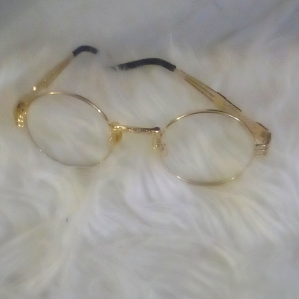 Gold frames 🔥🔥🔥 trending